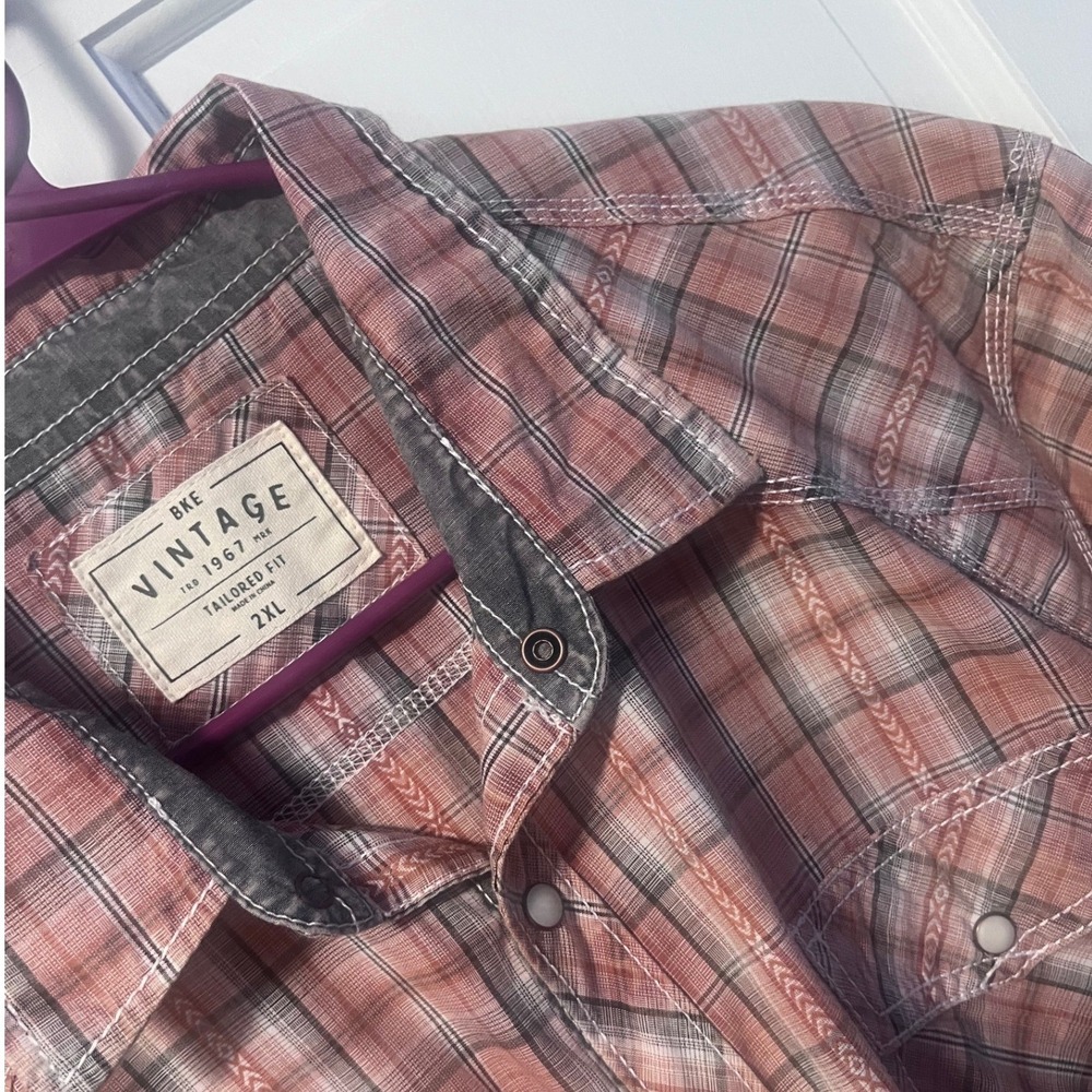 BKE Vintage Shirt Mens 2XL Salmon‎ Plaid Western Pearl Snap